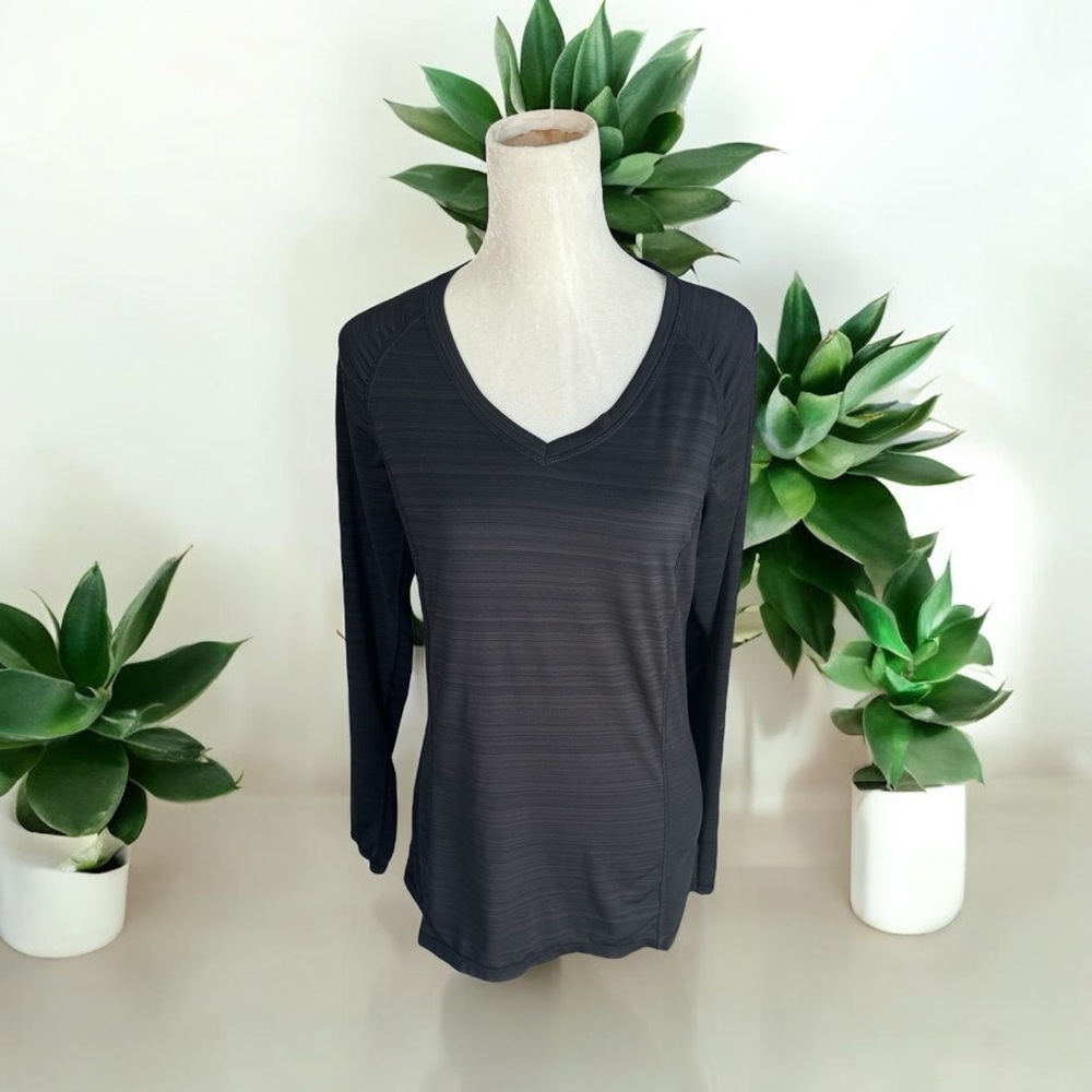 Xersion Black Long Sleeve Athletic Top